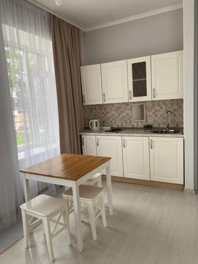 Scandi Hotel Makinsk Екстер'єр фото